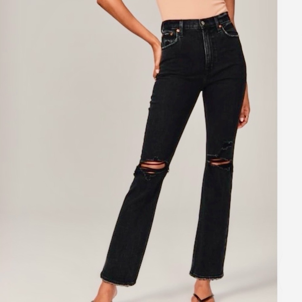 Abercrombie & Fitch The Ankle Straight Ultra High Rise Jeans in Distressed Black - Picture 13 of 16